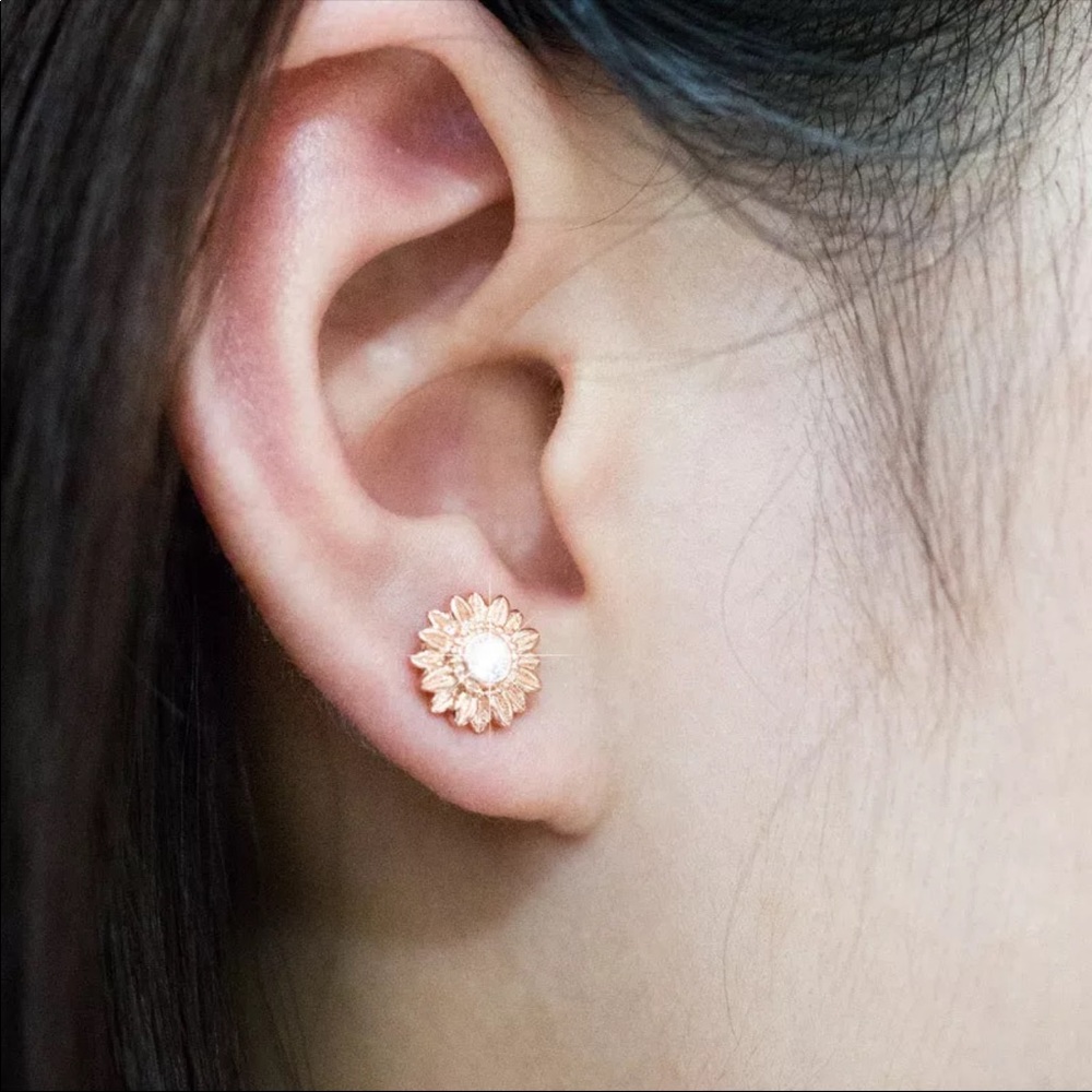 New rose gold sunflower rhinestone earrings unisex - Picture 1 of 3